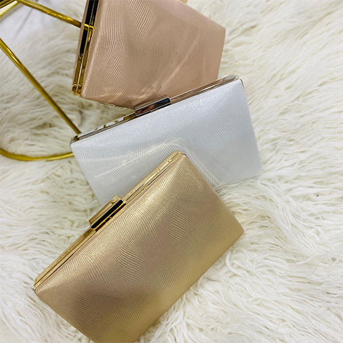 la-rosa-pelletteria-gallery-05